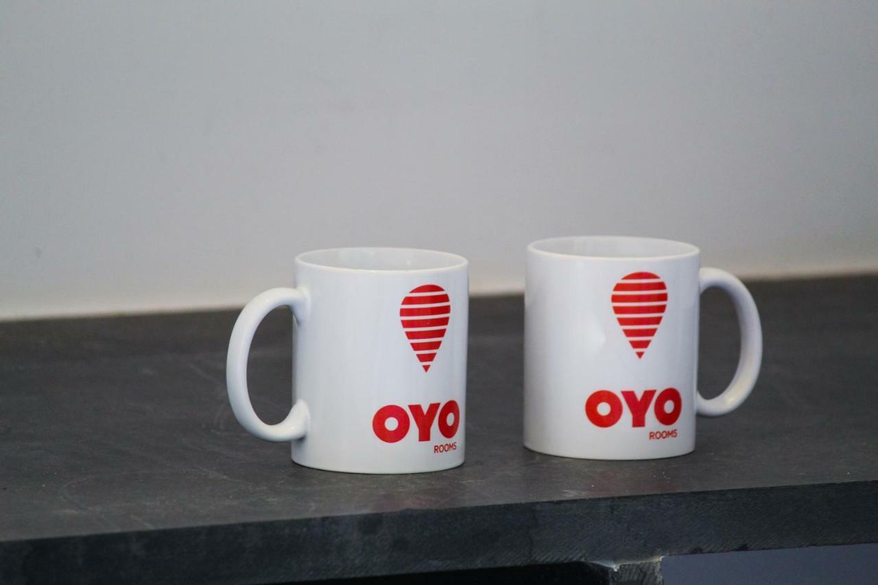 Oyo 13170 Victory Suites Bangalore Eksteriør billede