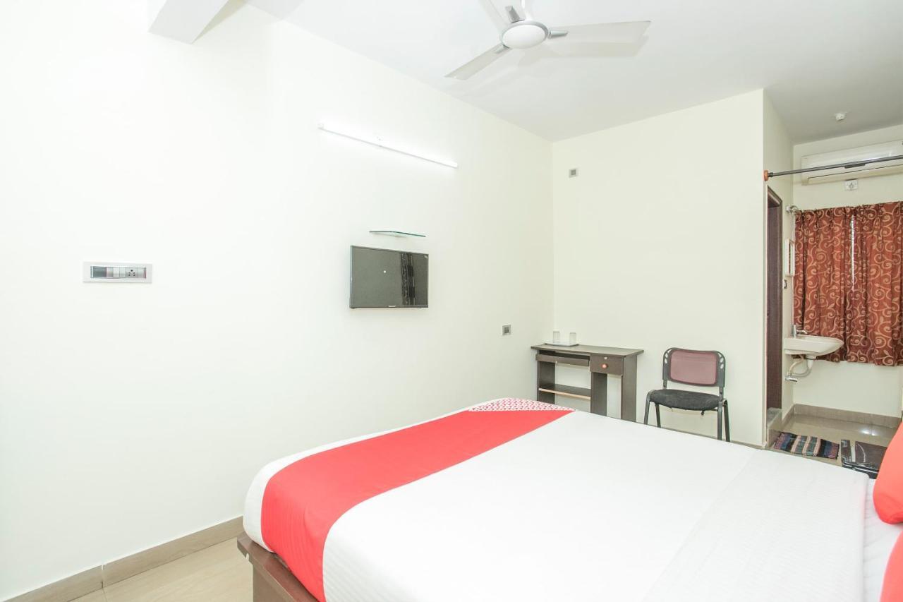 Oyo 13170 Victory Suites Bangalore Eksteriør billede